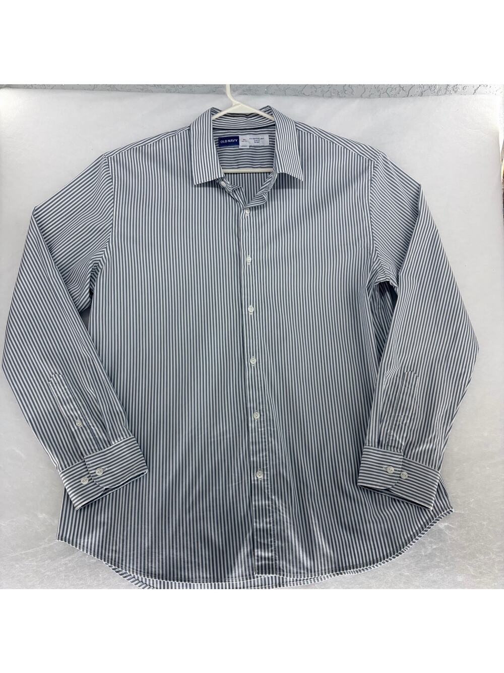 Old Navy Pro Signature Slim Fit Dress Shirt Men's XL Gray Stripe Go-Dry